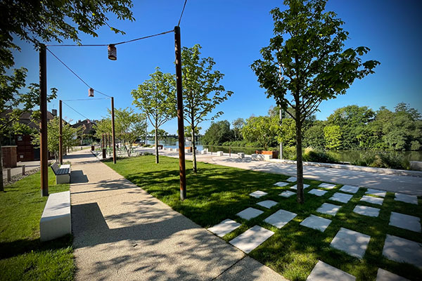 Les Quais de Seurre - quai à gradins et quai du nord