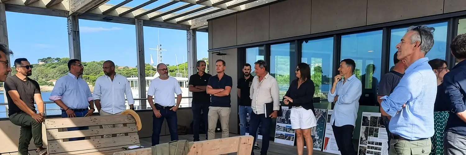 Jury de professionnels du paysage lors des visites de sites du concours